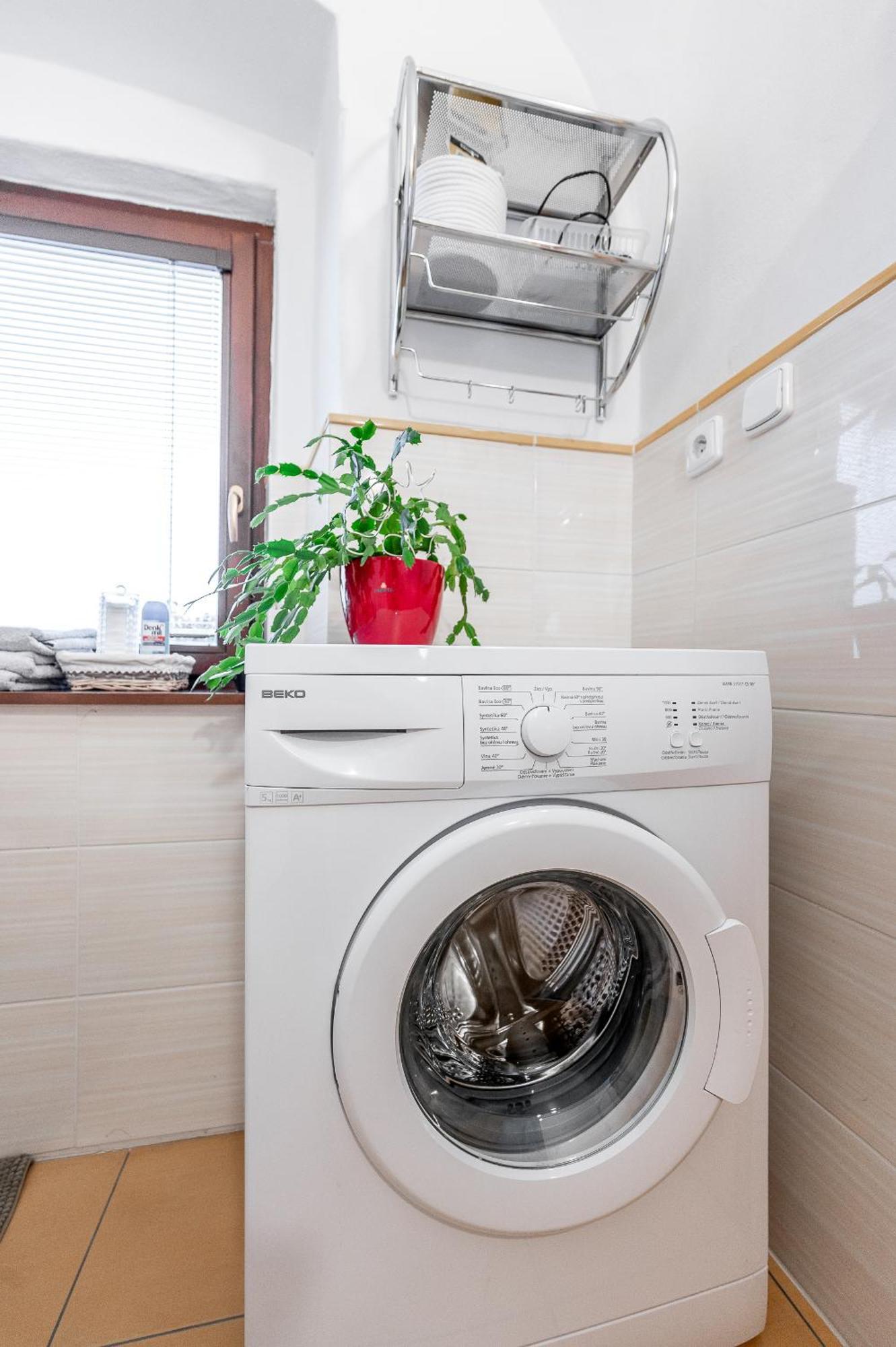 2 Room Flat Hlavna Kosice With Parking Dış mekan fotoğraf